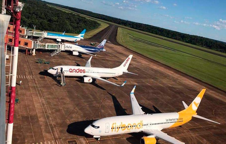 Volvió a operar el aeropuerto de Puerto Iguazú
