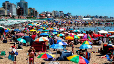 Precios de verano: cuánto gastas en Mar del Plata y Carlos Paz