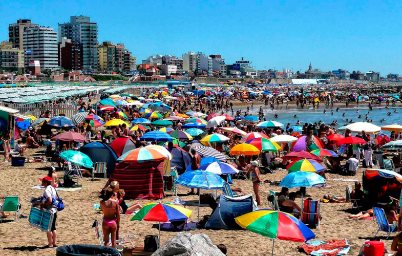 Precios de verano: cuánto gastas en Mar del Plata y Carlos Paz